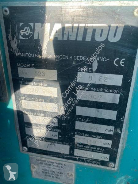 Teleskopický manipulátor Manitou MT 523