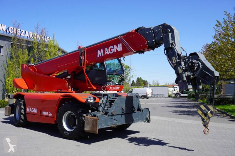 Телескопический погрузчик Magni RTH 5.26...