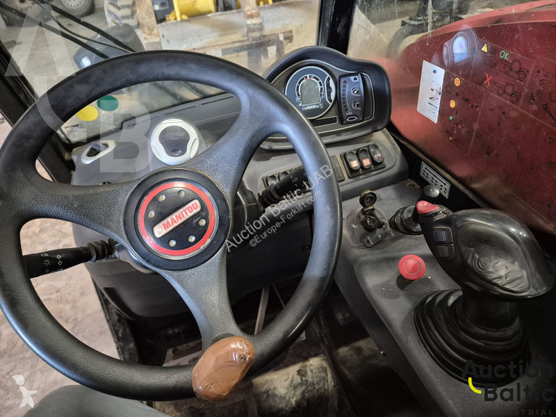 رافعة شوكية تلسكوبية Manitou Comfort - ST3B