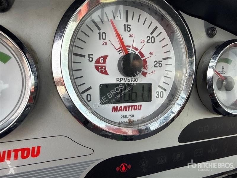 Телескопічний навантажувач Manitou...