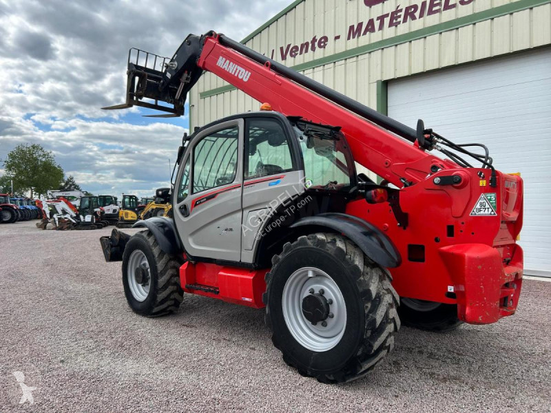 Teleskopický manipulátor Manitou  MT1335