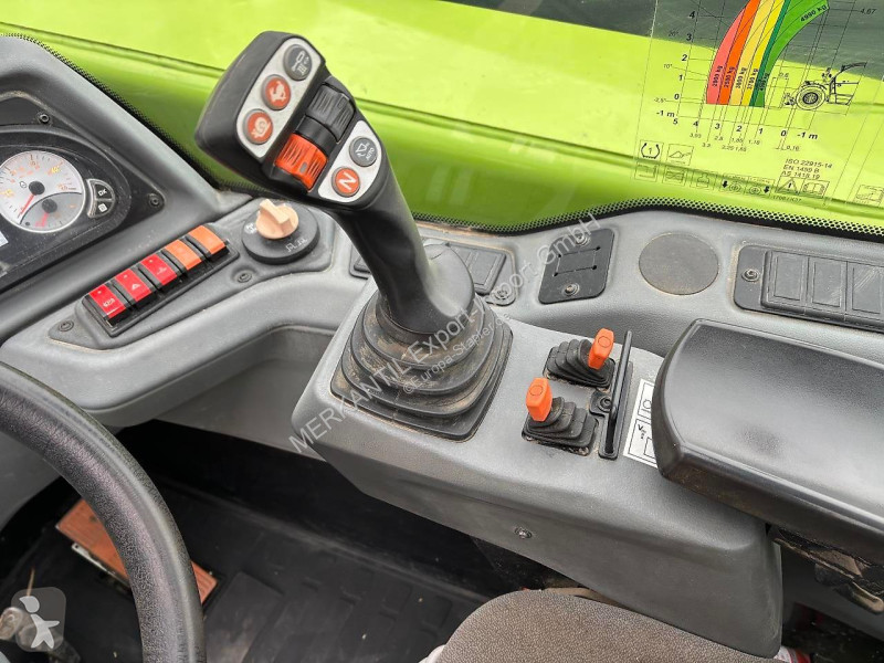 Телескопический погрузчик Claas  SCORPION 756