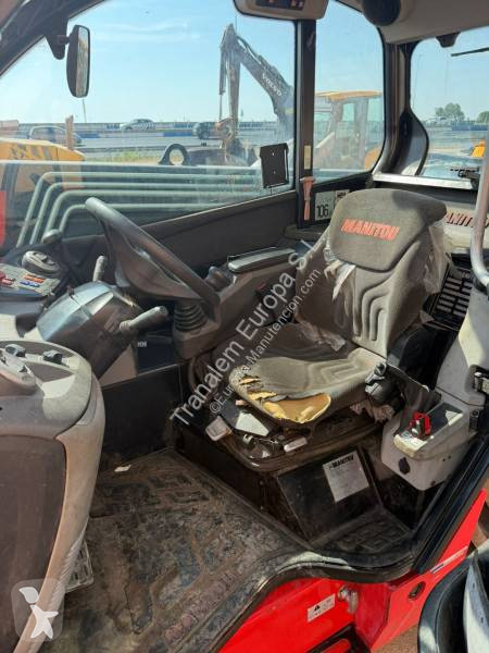 رافعة شوكية تلسكوبية Manitou
