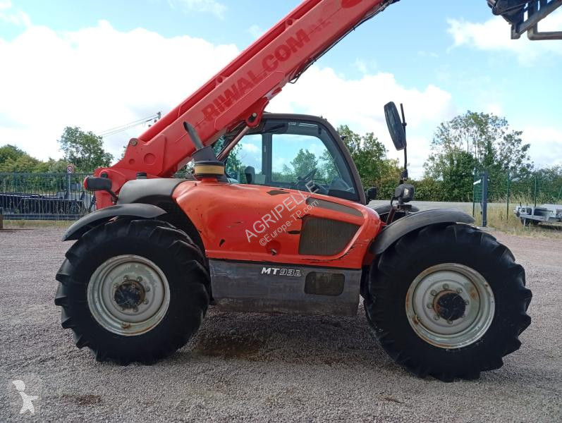 رافعة شوكية تلسكوبية Manitou