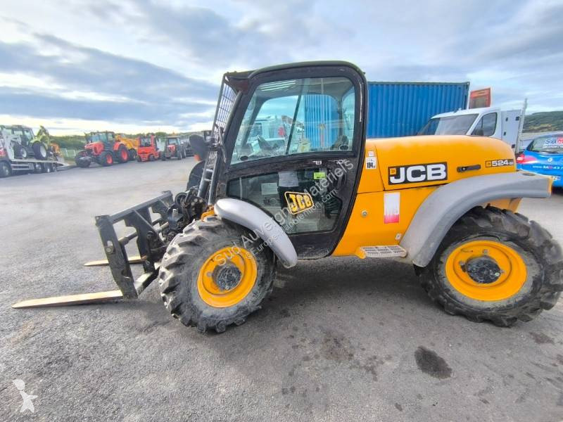 رافعة شوكية تلسكوبية JCB