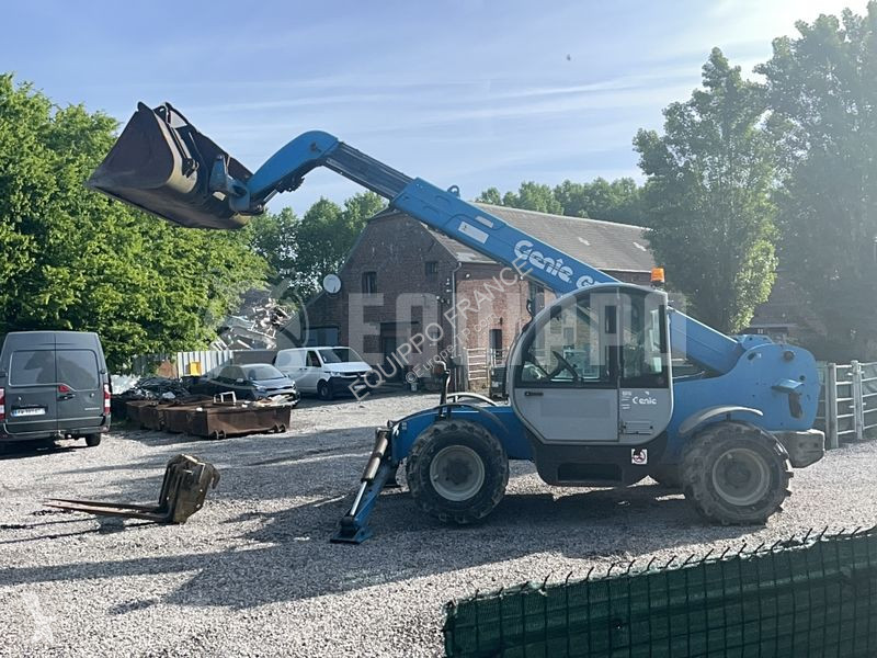 Teleskoplastare Terex GTH 4010 with bucket and...