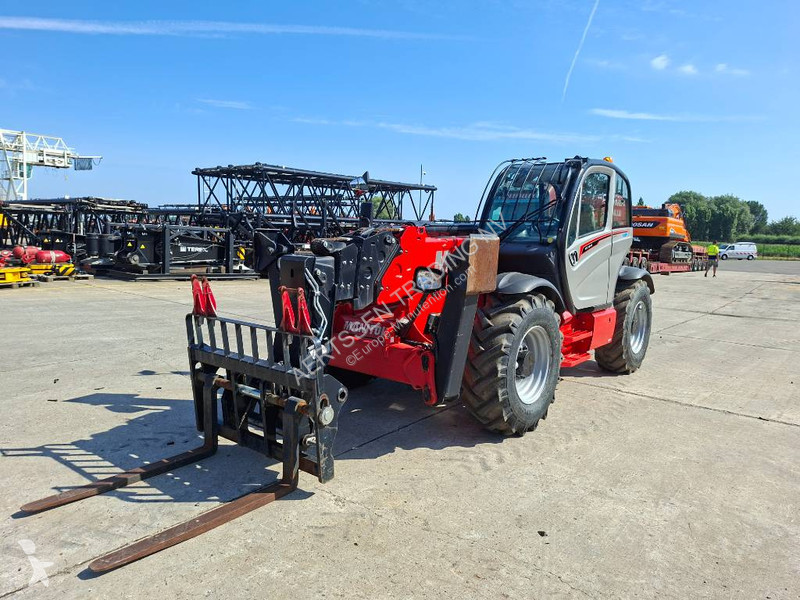 رافعة شوكية تلسكوبية Manitou
