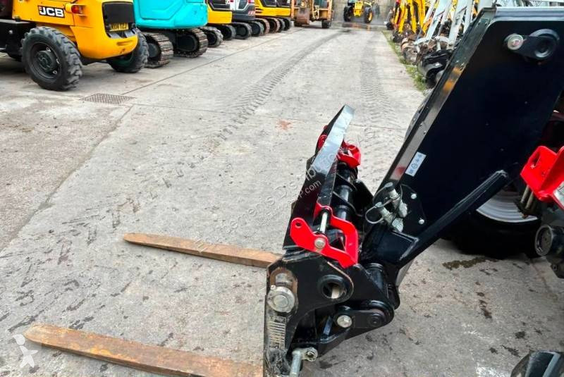Teleskopický manipulátor Manitou Mt933