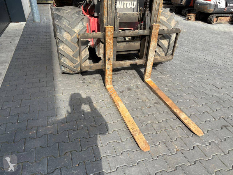 Teleskopický manipulátor Manitou M30-4