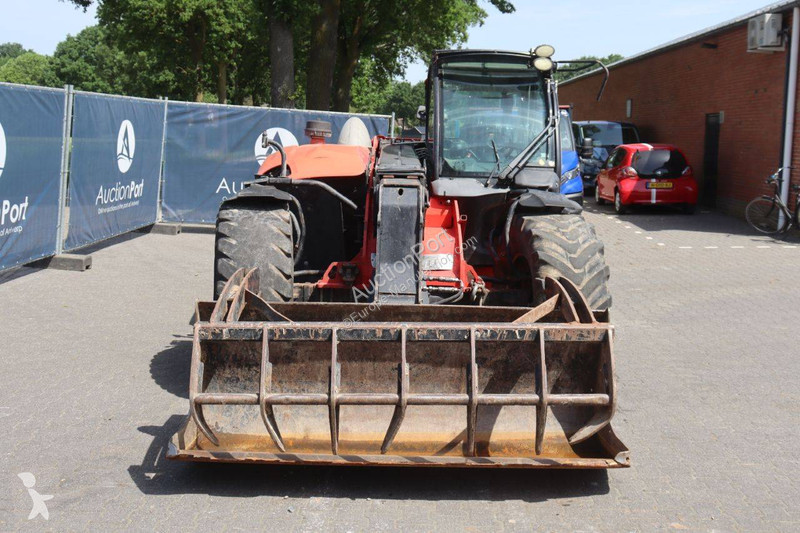 Телескопичен товарач Manitou