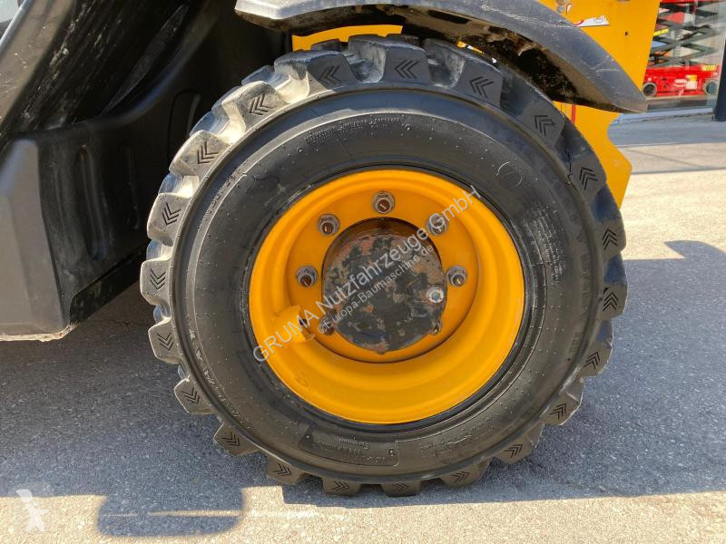 Teleszkópos targonca JCB  525-60HI-VIZ