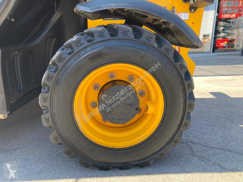 Teleszkópos targonca JCB  525-60HI-VIZ