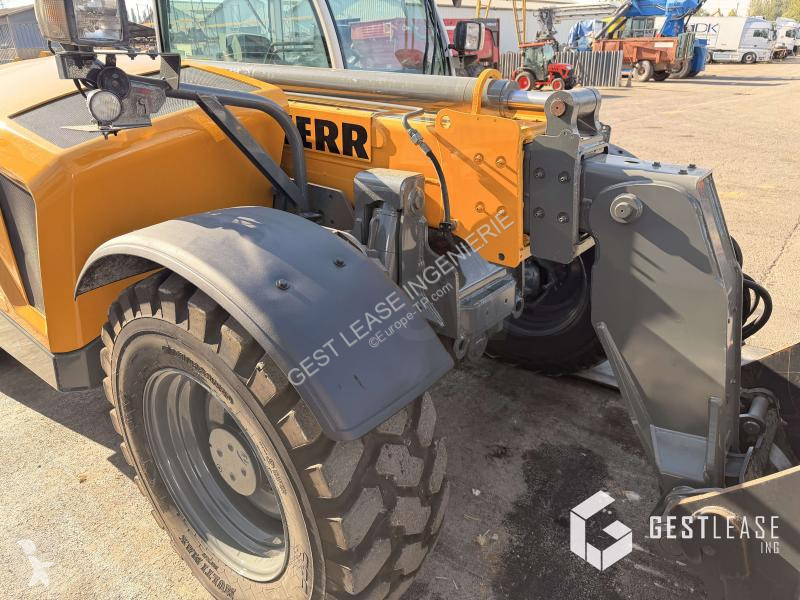 Carretilla telescópica Liebherr  T33-10S