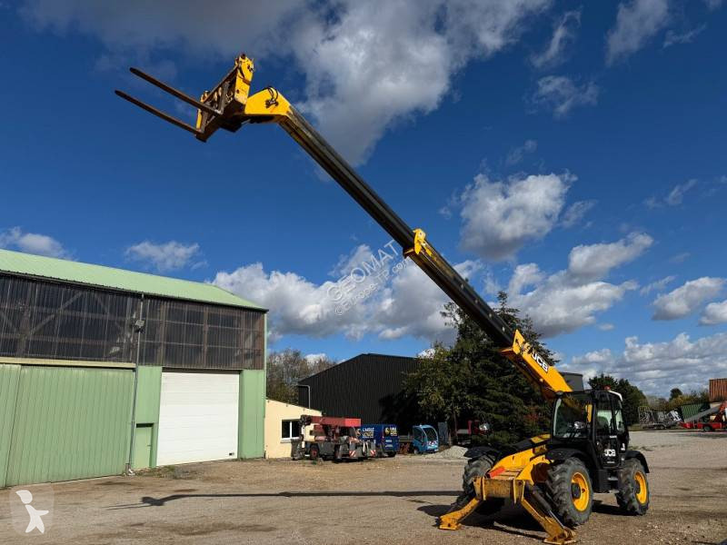 Chariot télescopique JCB