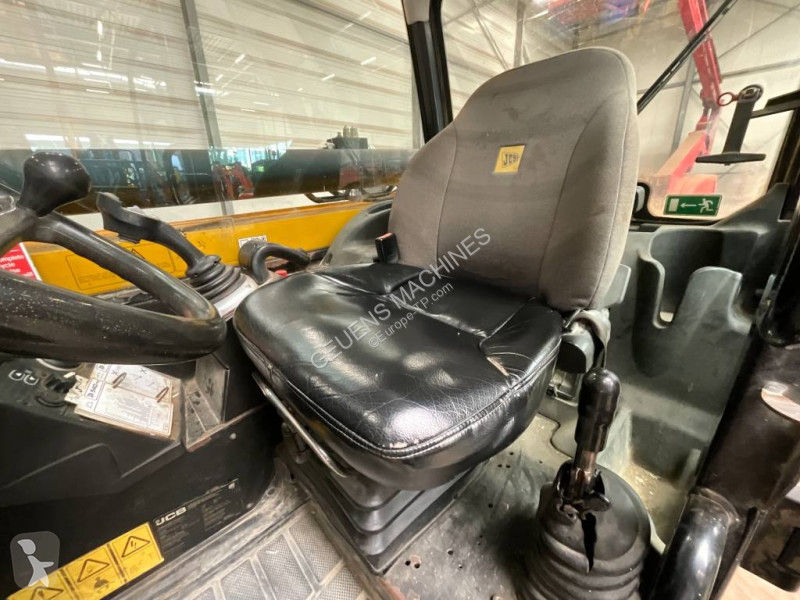 Chariot télescopique JCB
