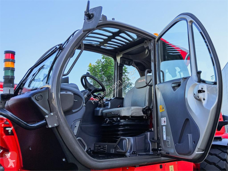 رافعة شوكية تلسكوبية Manitou MHT 10180