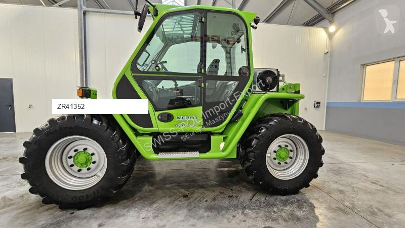 Încărcător telescopic Merlo P 34.7