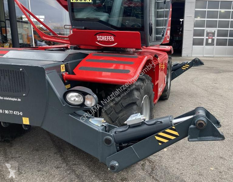 Încărcător telescopic Magni 5.21