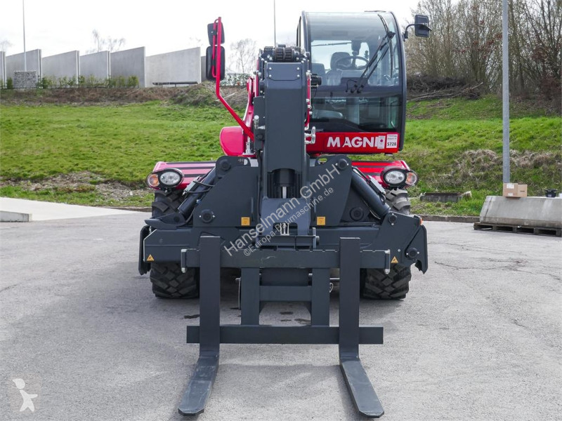 Teleskopisk truck Magni RTH 6.21