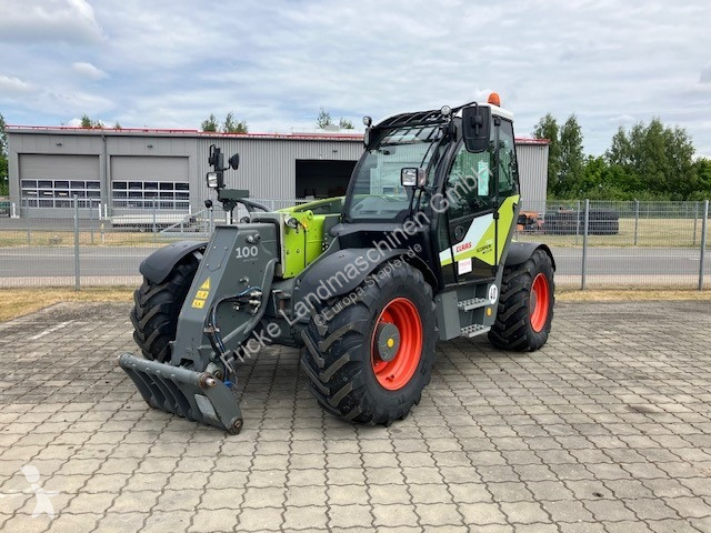 رافعة شوكية تلسكوبية Claas 756 Varipower Plus...