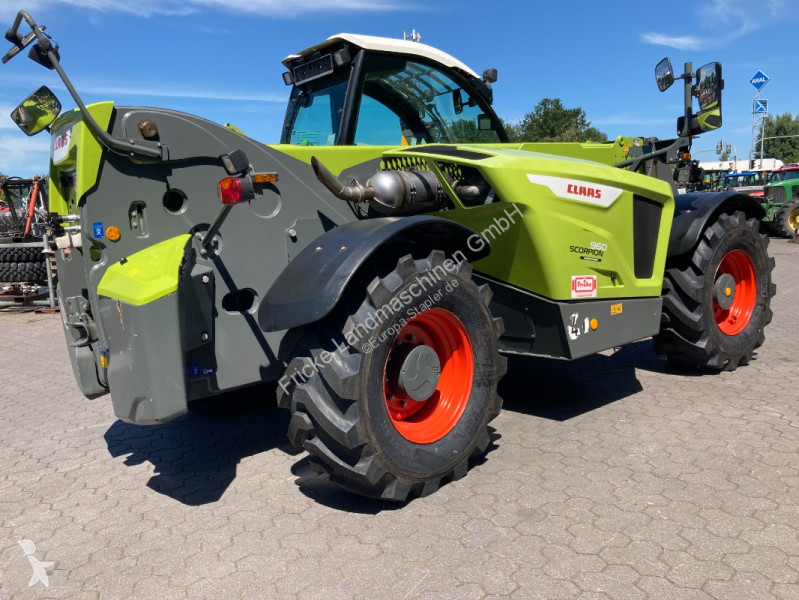 رافعة شوكية تلسكوبية Claas 960 Varipower