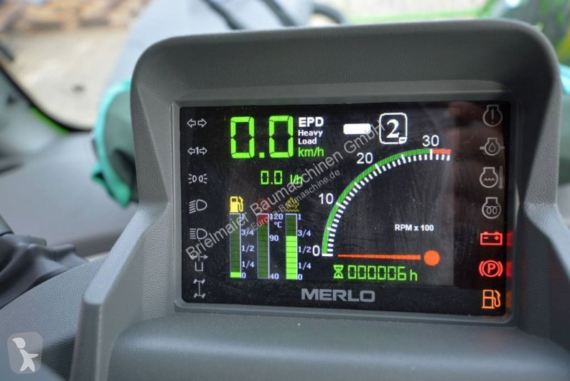 Încărcător telescopic Merlo TF 35.7-140