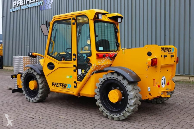 رافعة شوكية تلسكوبية JCB 525-60E Valid...