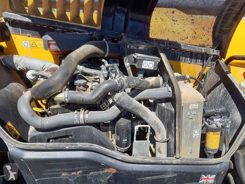Încărcător telescopic JCB