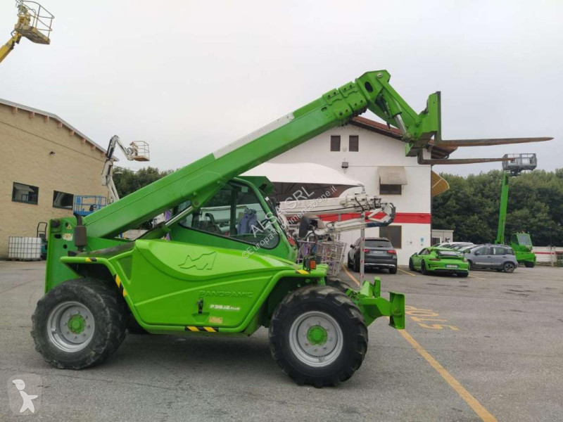 Sollevatori telescopici Merlo 38.12