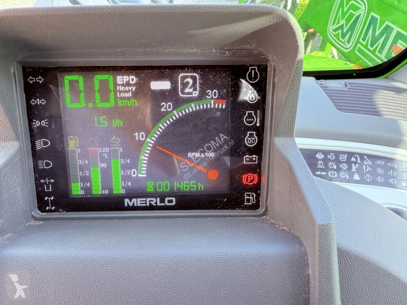 Încărcător telescopic Merlo TF33.7 115G...