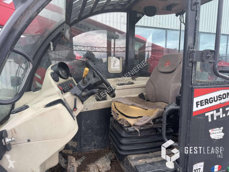 Teleskopický vozík Massey Ferguson  TH 708 L