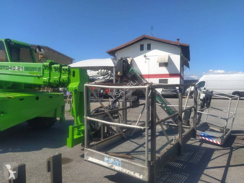 Sollevatori telescopici Merlo 40.21