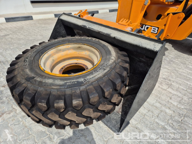 رافعة شوكية تلسكوبية JCB 540-200