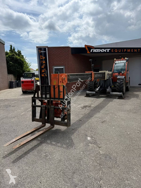 Chariot télescopique JLG