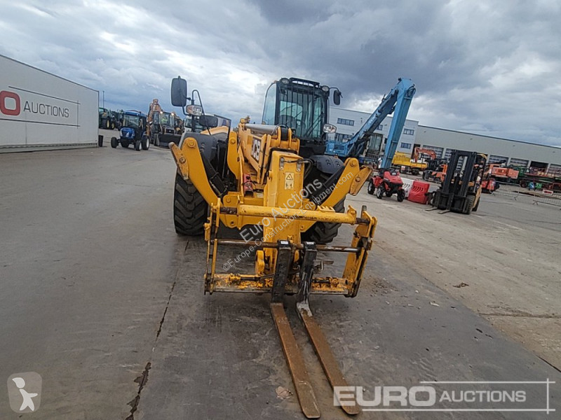 Teleskopický vozík JCB 540-140 Hi Viz