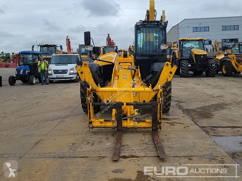 Teleskopický vozík JCB 540-140 Hi Viz