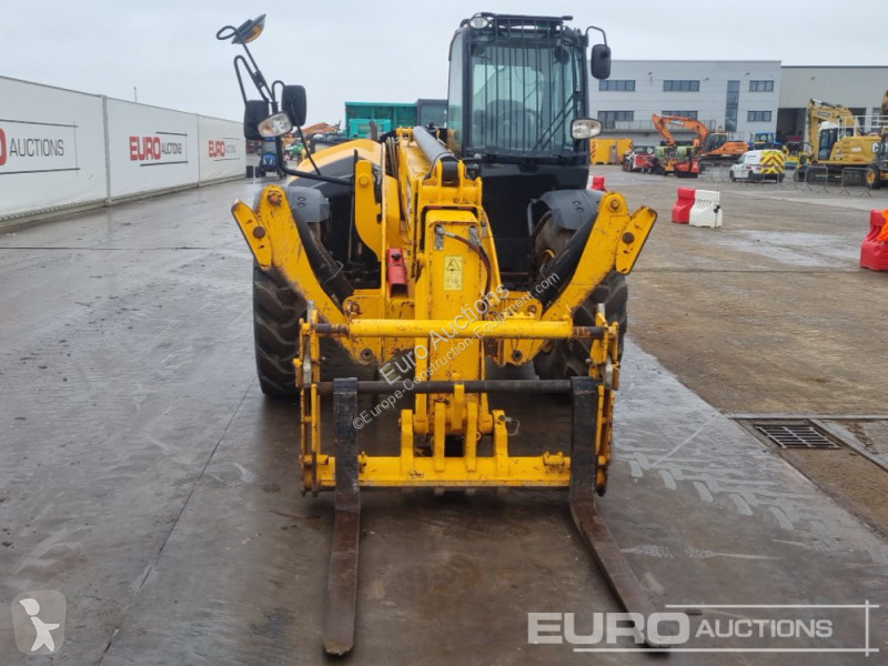 Teleskopický vozík JCB 540-140 Hi Viz