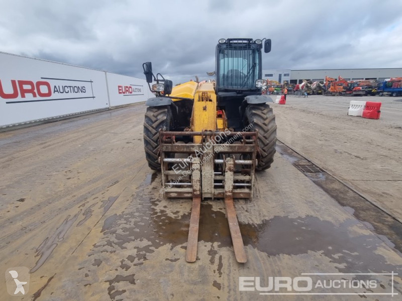 Teleskopický vozík JCB 531-70