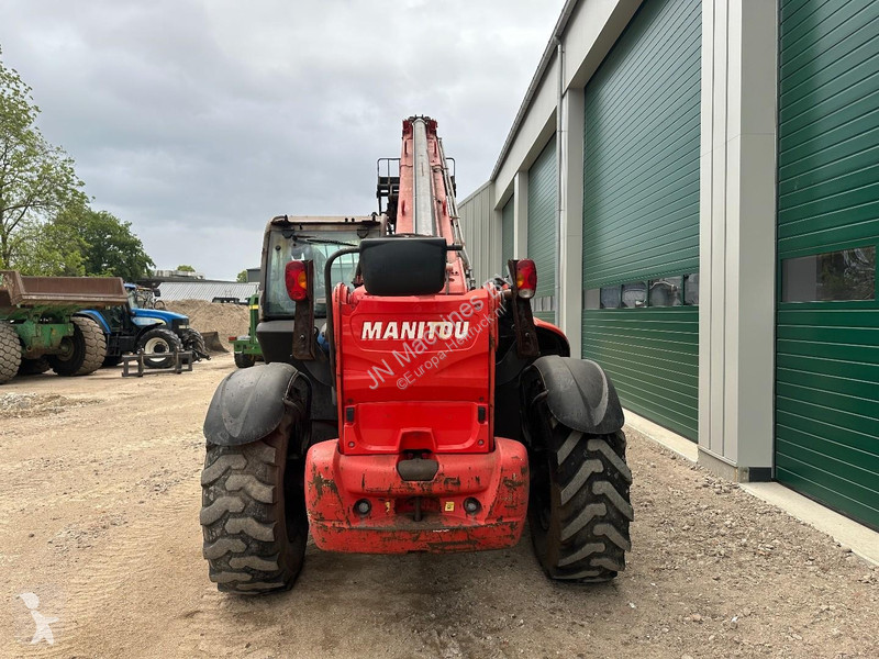 رافعة شوكية تلسكوبية Manitou