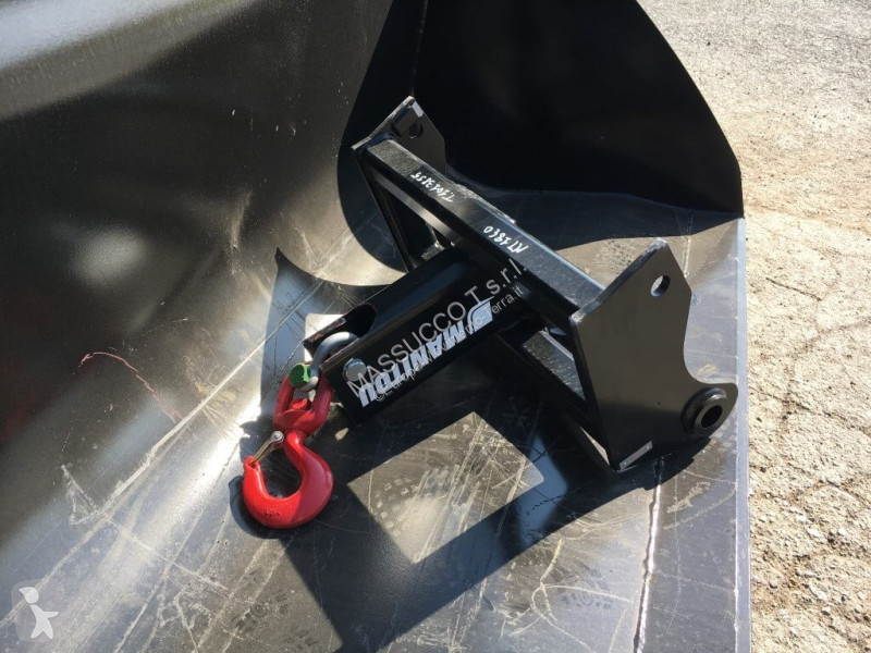 رافعة شوكية تلسكوبية Manitou 100P