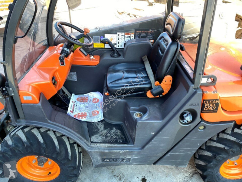Teleskoplastare Ausa T144