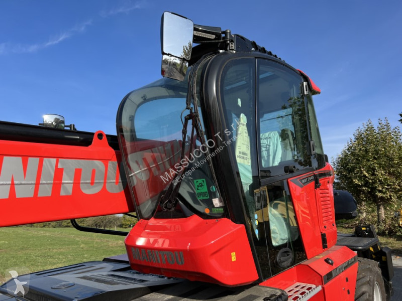Teleskoplastare Manitou MRT2545