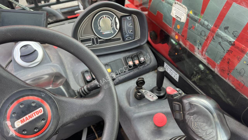 رافعة شوكية تلسكوبية Manitou MT625 COMFORT