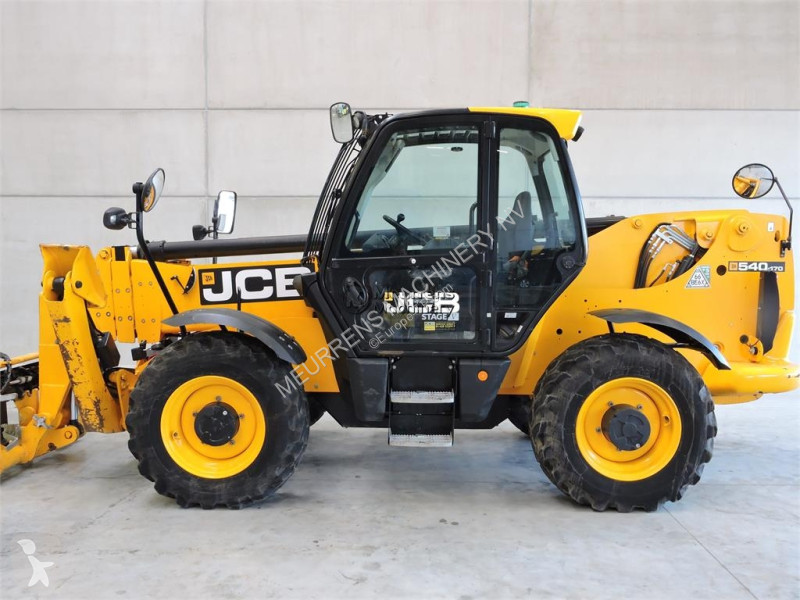 رافعة شوكية تلسكوبية JCB