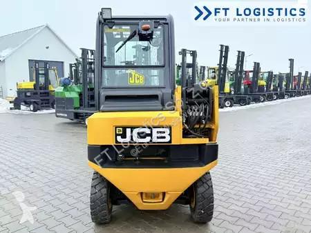 Teleskopický manipulátor JCB