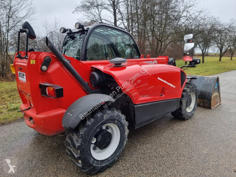 رافعة شوكية تلسكوبية Manitou