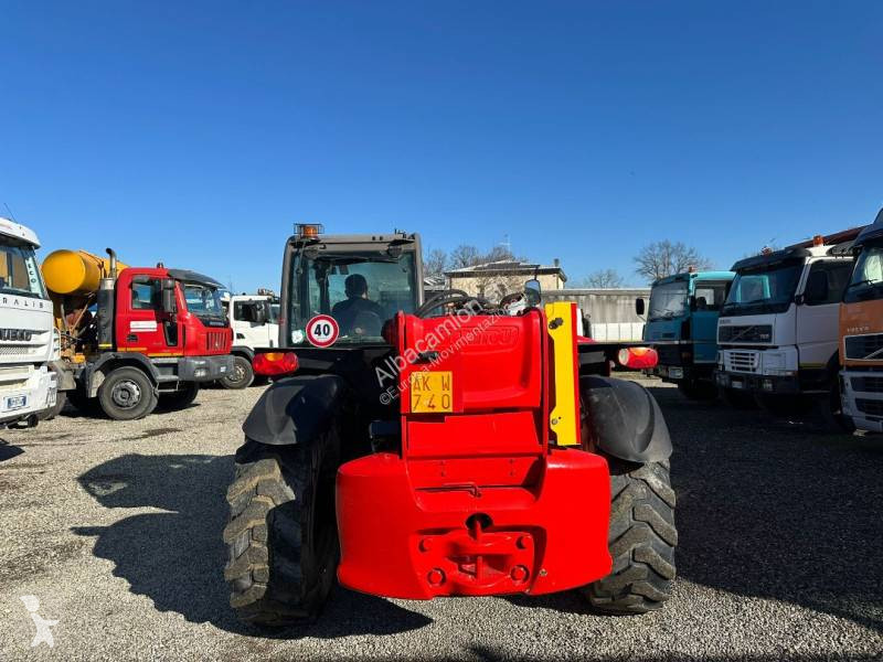 Телескопичен товарач Manitou