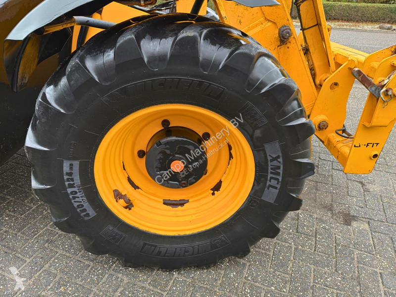 JCB Agri Super telescopic handler