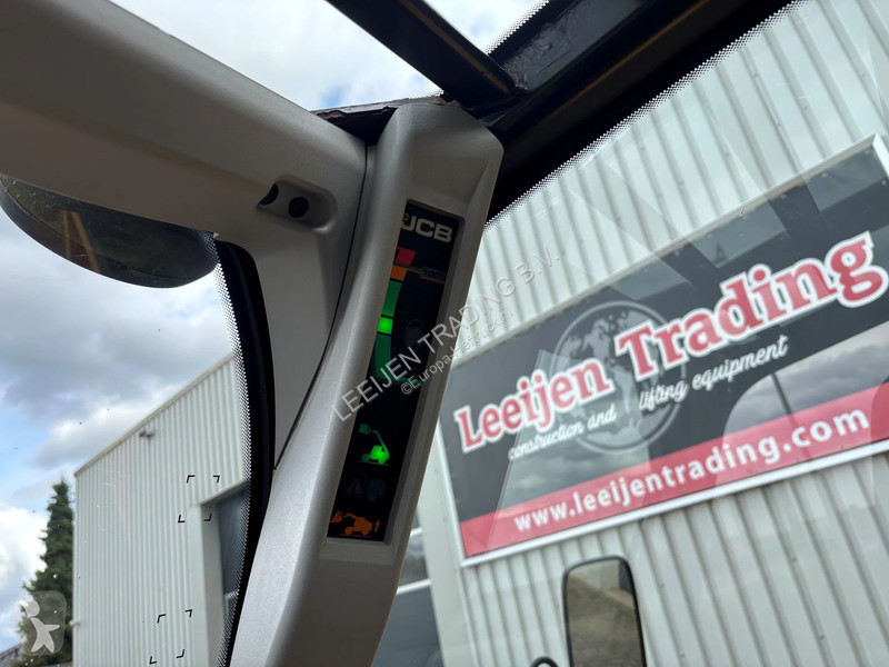 رافعة شوكية تلسكوبية JCB HiViz telehandler,...