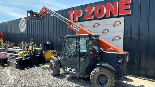 Teleskopický manipulátor JCB 525-60 t4 à 32 900...